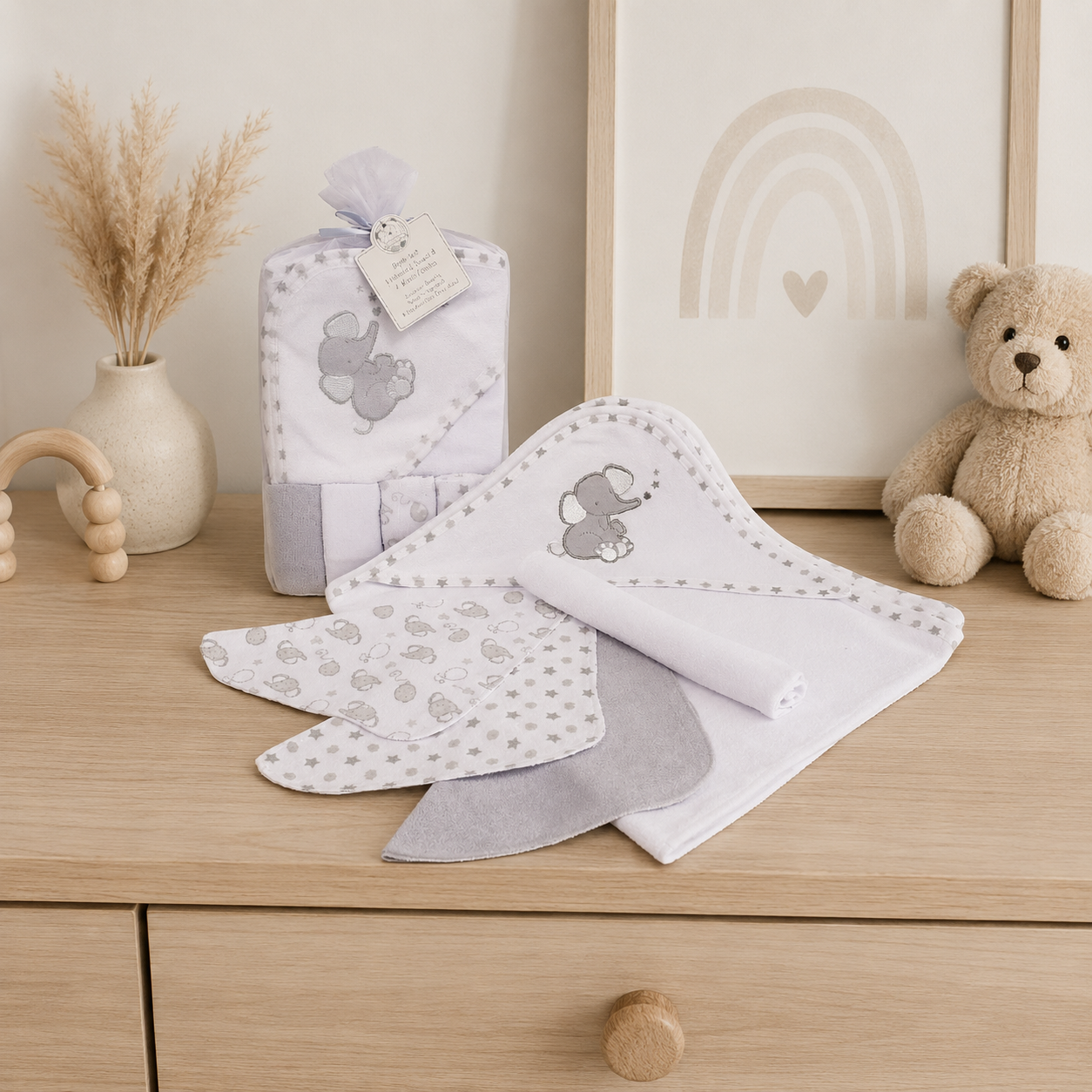 Baby Hooded Towel & 4 Wash Cloths Set