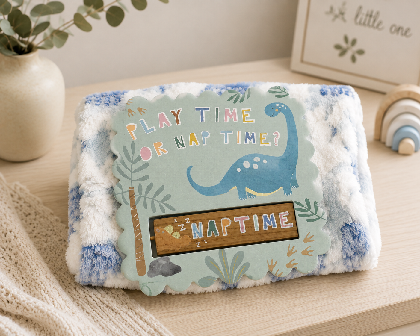 Bubbachubs Baby Boys Dinosaur Hooded Fleece & Playtime/Naptime Bedroom Plaque Gift Set 6-12 Months